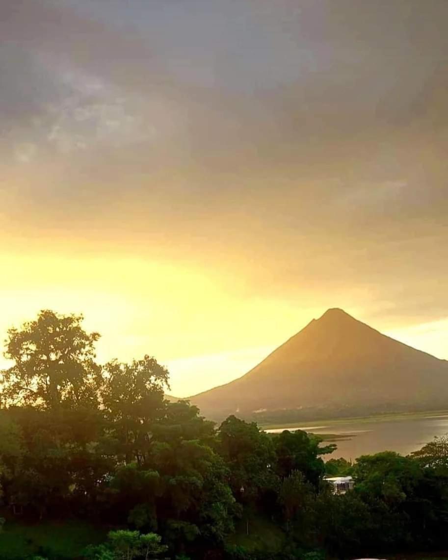 Sunset Inn La Fortuna Exterior foto