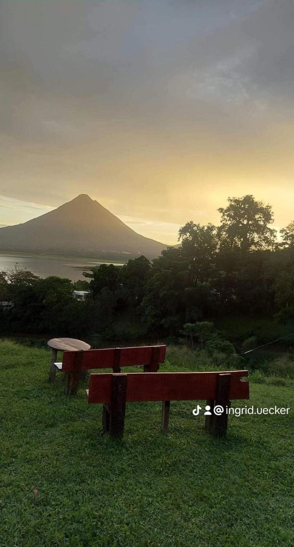 Sunset Inn La Fortuna Exterior foto